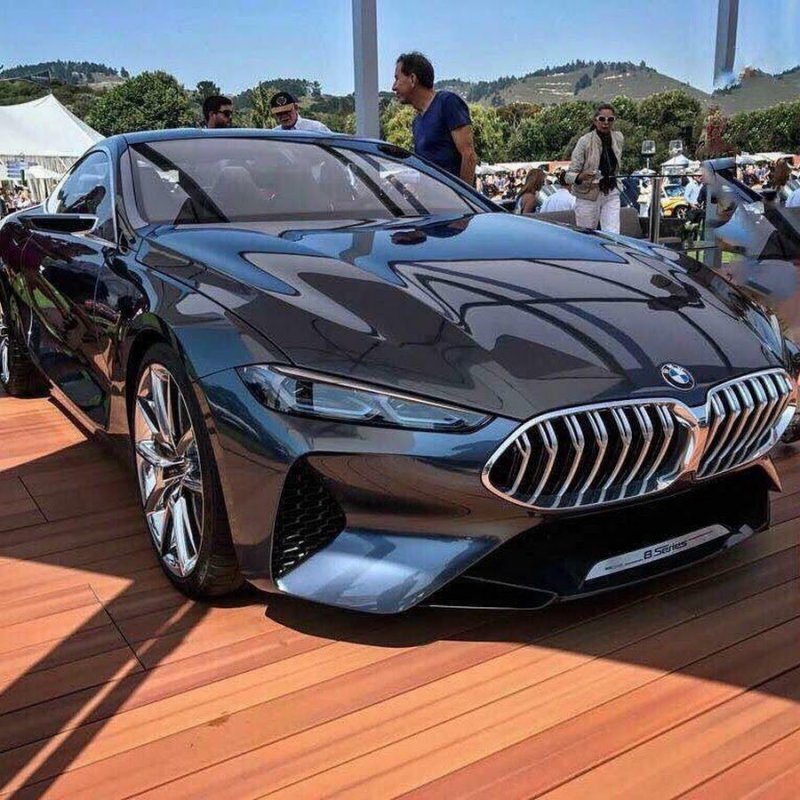 Суперкар БМВ 2020