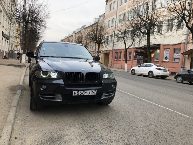 Черные фары BMW x5 e70