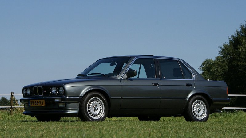 BMW 3 e30