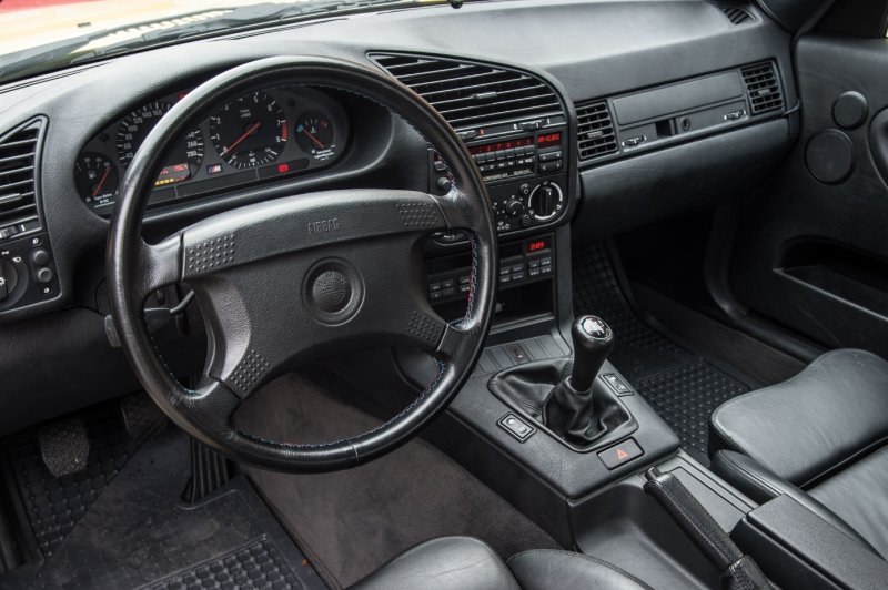 BMW e36 салон