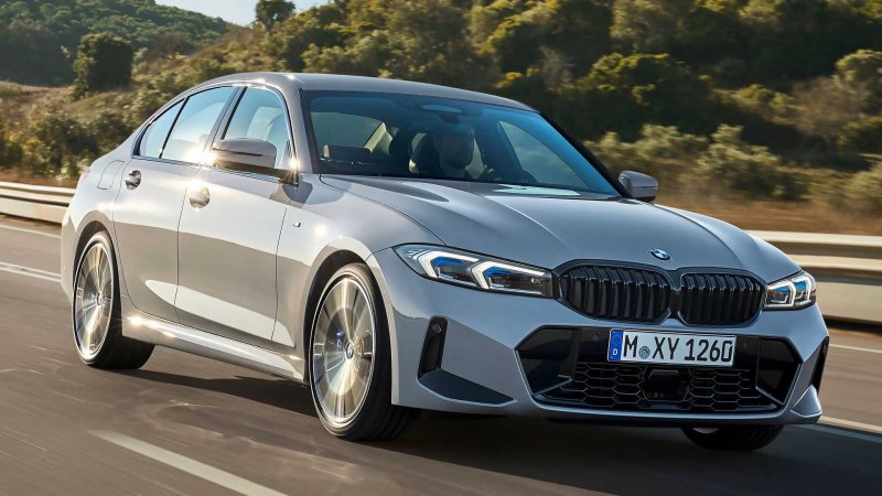 Новая BMW седан