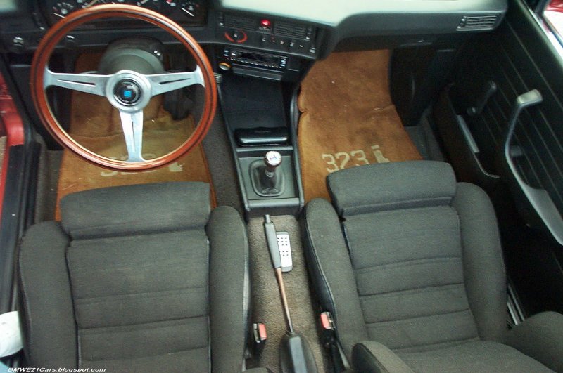 BMW e21 Interior