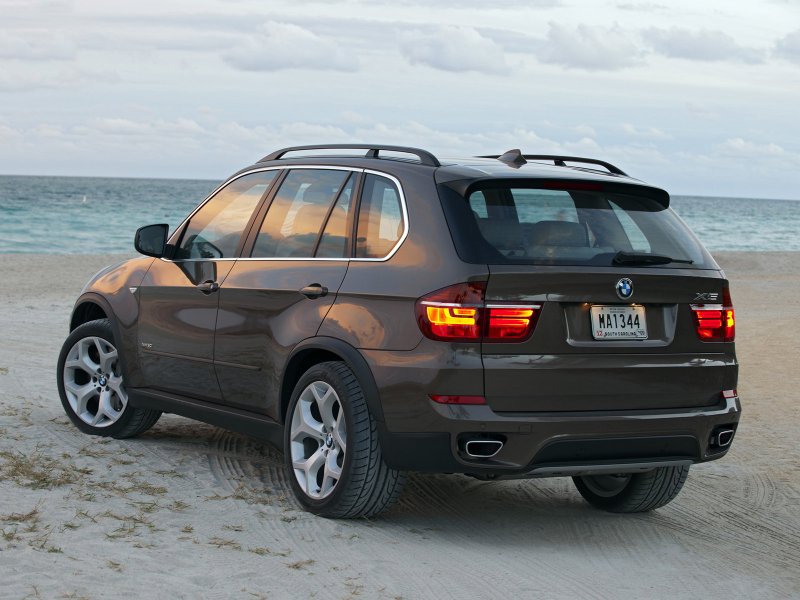 BMW x5 e70 2011