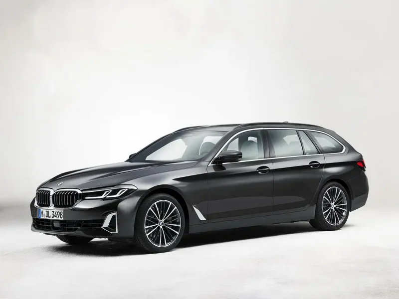 BMW 5 Series Touring 2021
