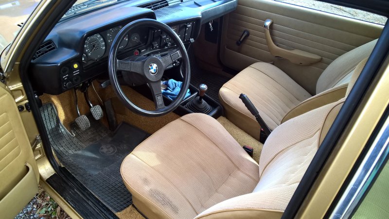 BMW e21 Торпедо