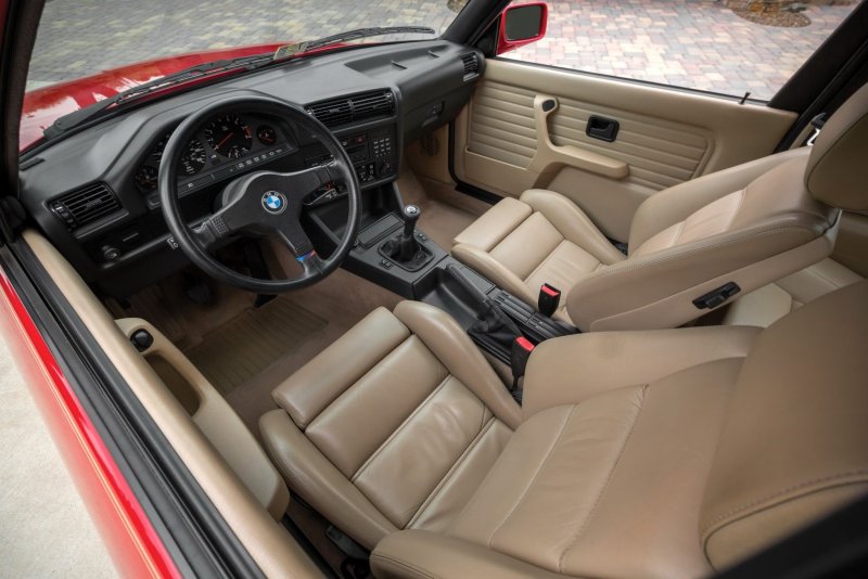 BMW 3 e30 салон