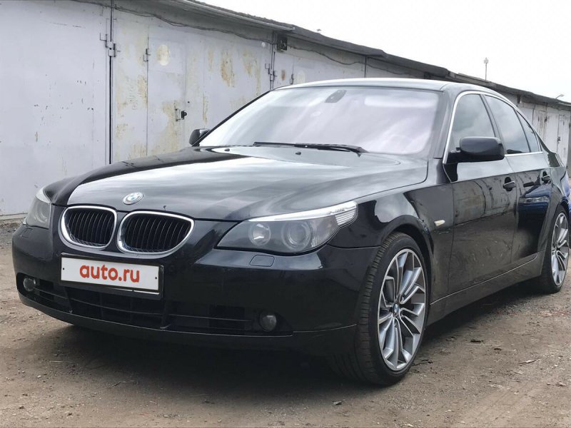 БМВ 525 2005 черный