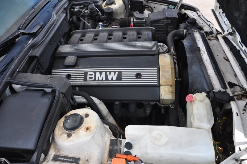 BMW e34 525i двигатель