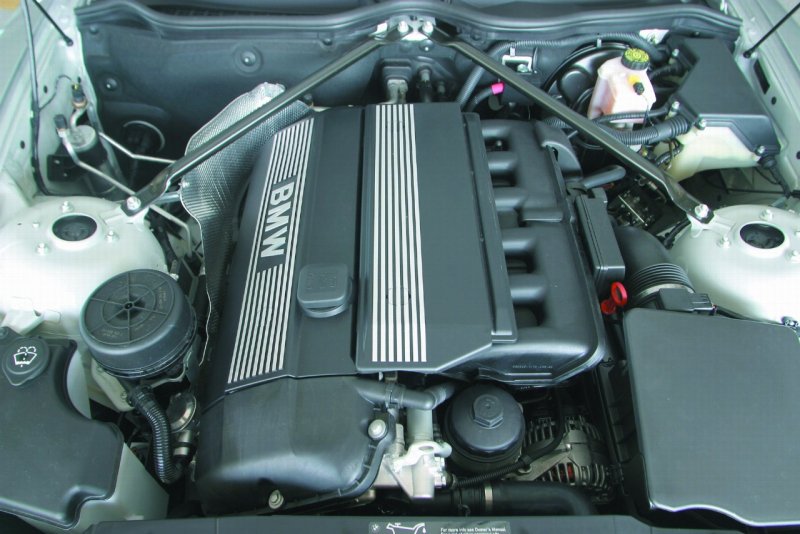 Мотор на BMW e34 525