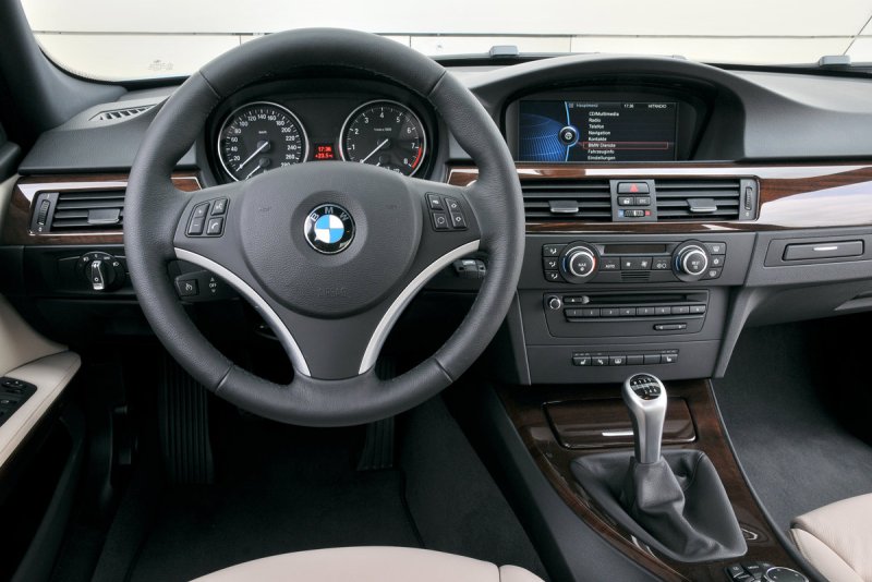 BMW e90 335i салон