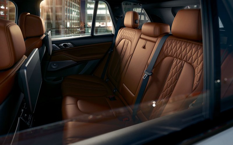 BMW x5 салон сзади