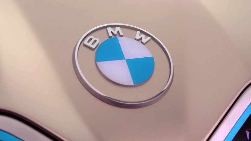 BMW значок