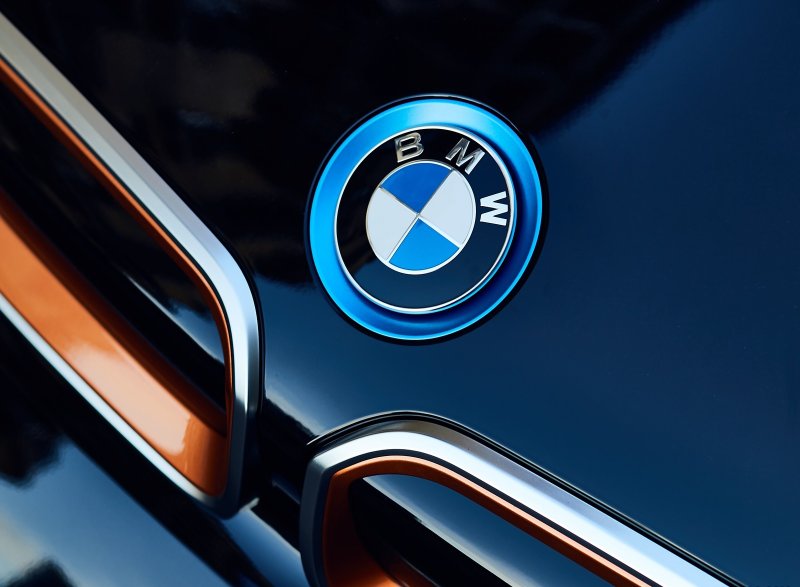 BMW logo 2021