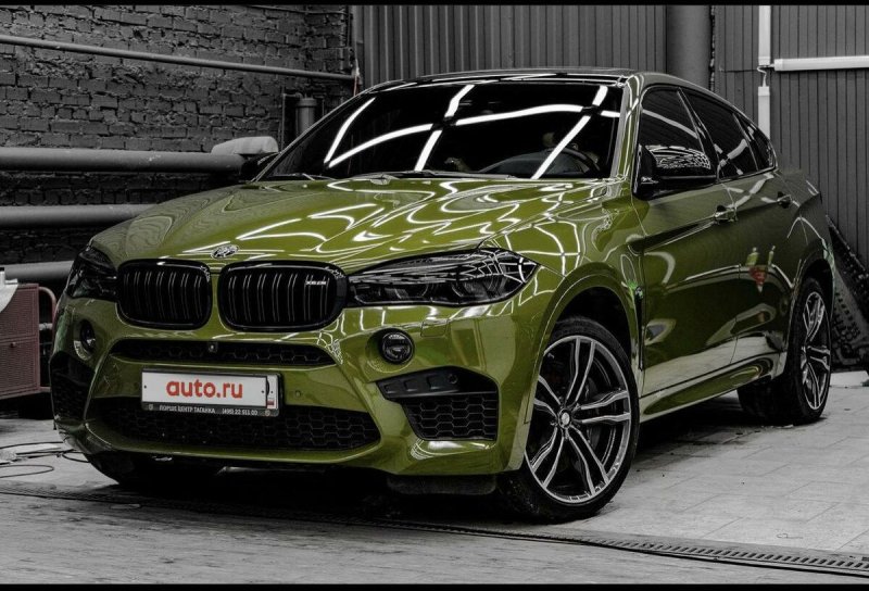 BMW x6 оливковый