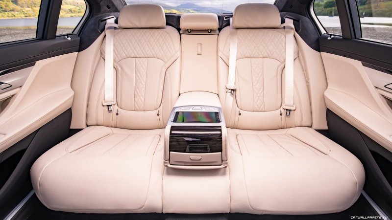 BMW 730ld салон
