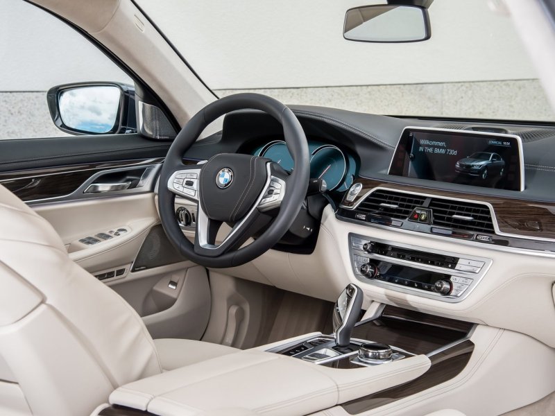BMW 750 li XDRIVE салон