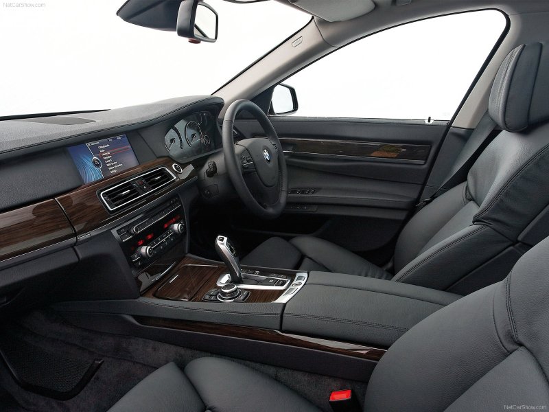 BMW 750li f02 салон