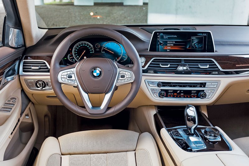 BMW g11 салон
