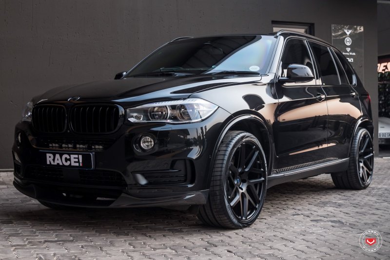 BMW x5m f85 Black