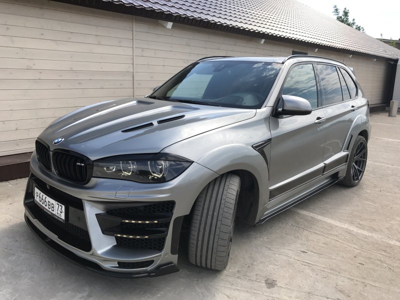 БМВ x5m в обвесе