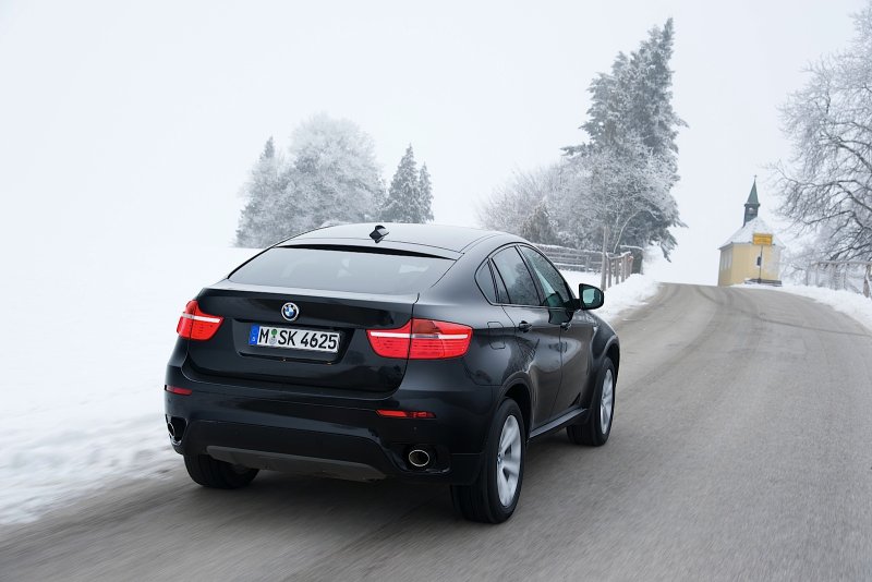 BMW x6 2011