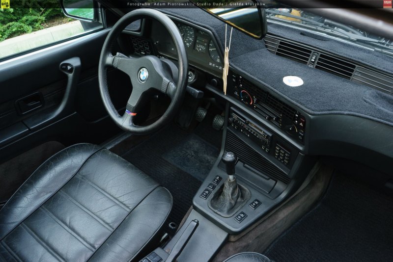 BMW e24 635csi салон
