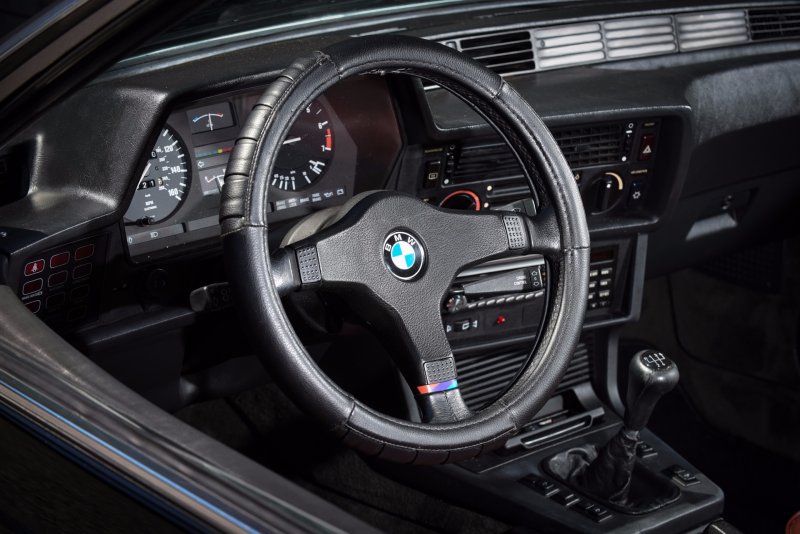 BMW e24 Interior