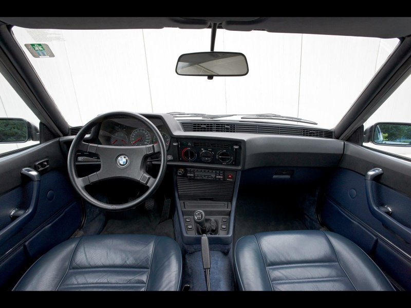 BMW m635csi салон