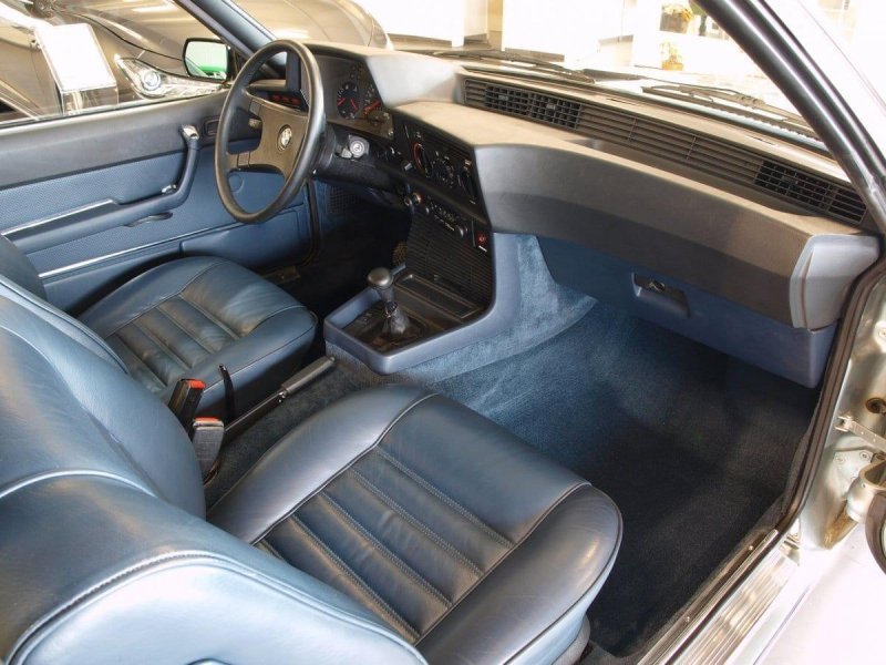 BMW e9 3.0 CSI салон