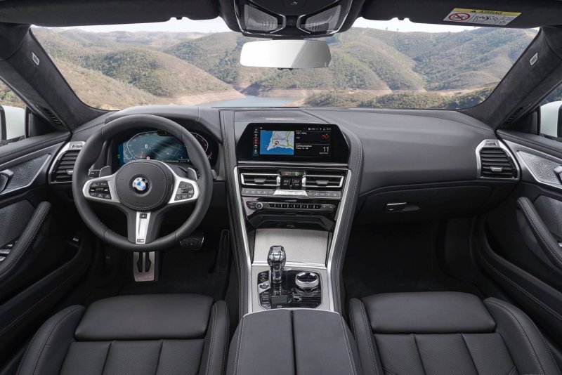 BMW 840 Gran Coupe салон