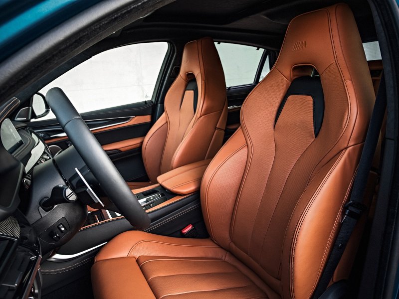 BMW x6m салон