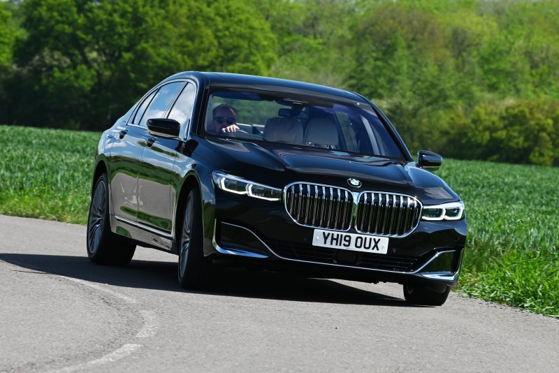 BMW 3 f30 LCI