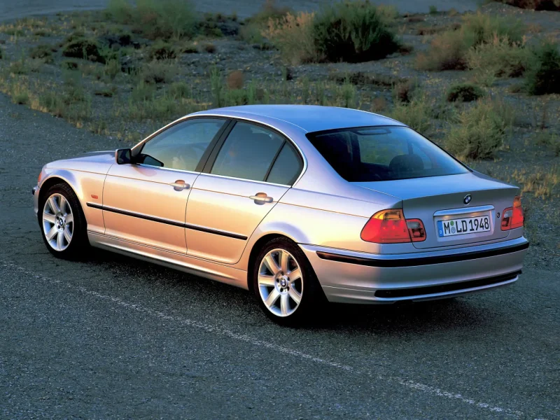 БМВ e46 седан
