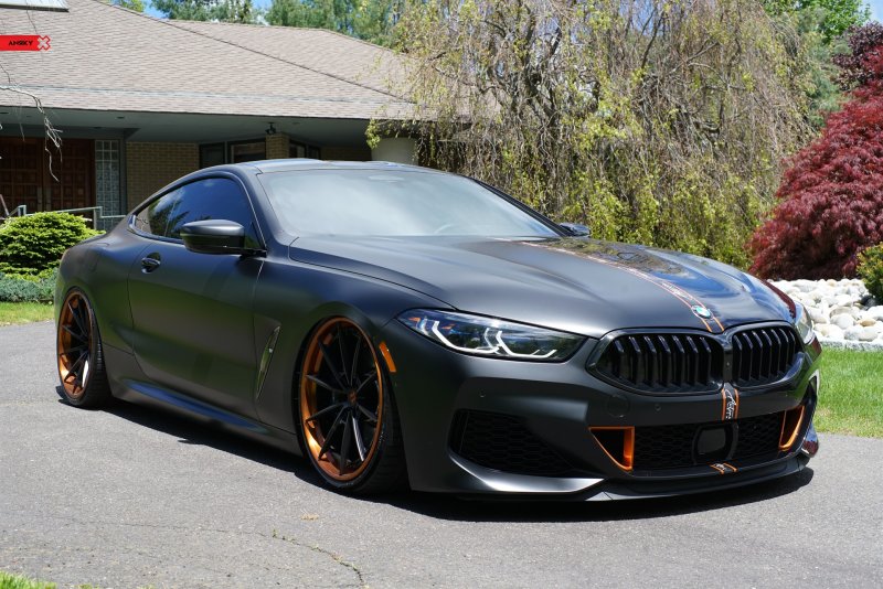BMW m8 850i