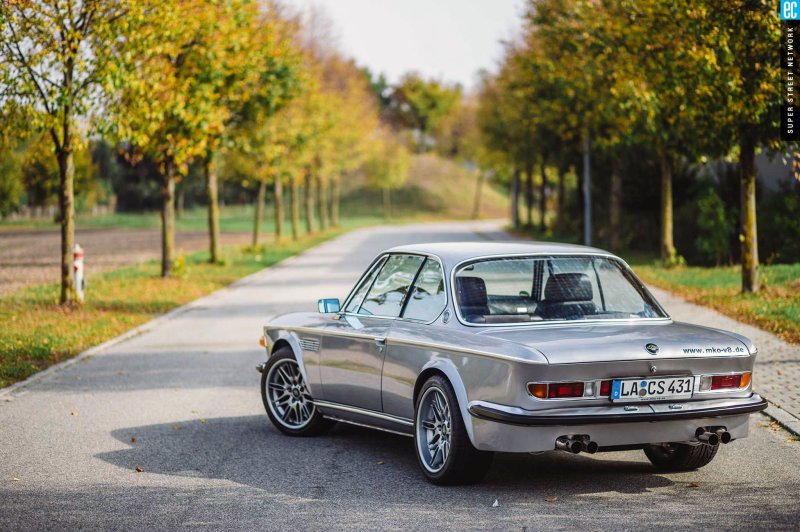 BMW CS e9