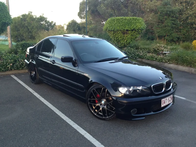 BMW e46 черная седан