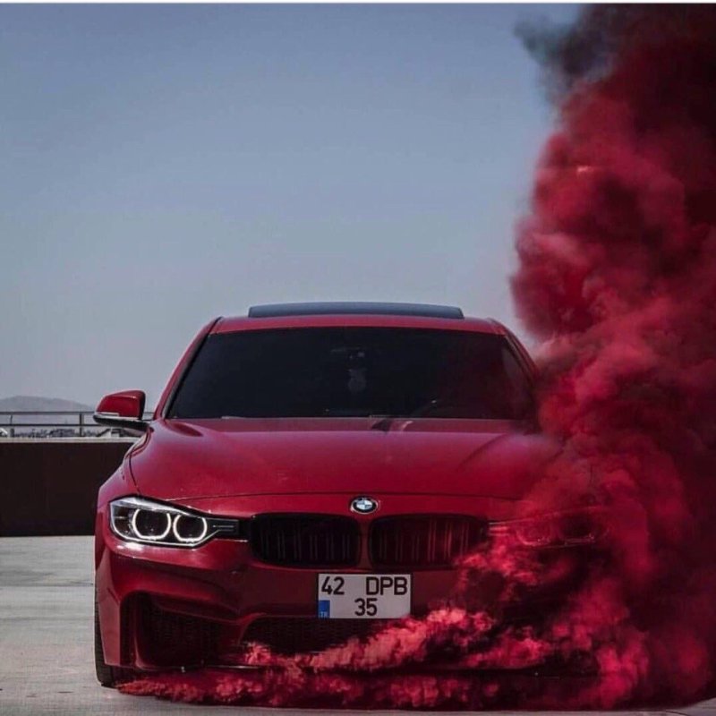 BMW m5 f90 m в дыму