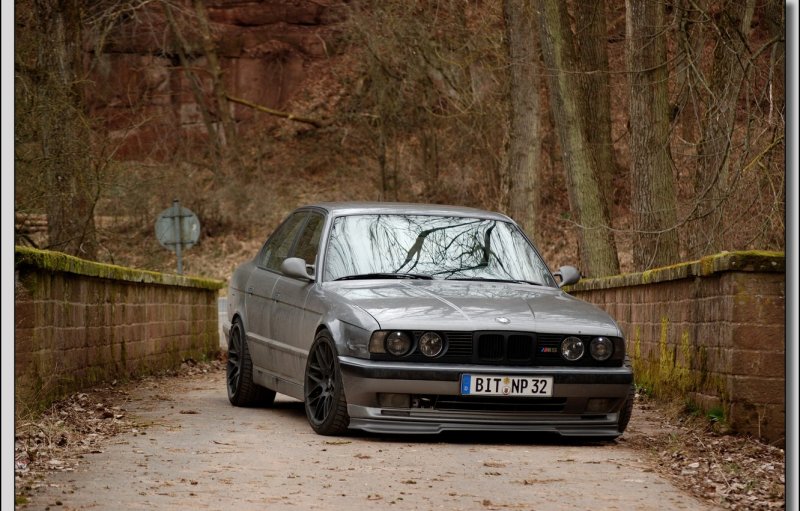 BMW e34 Grey