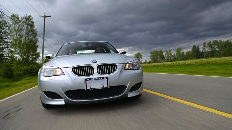BMW m5 v10