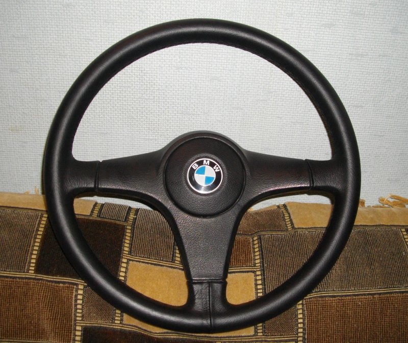 BMW m5 e34 руль