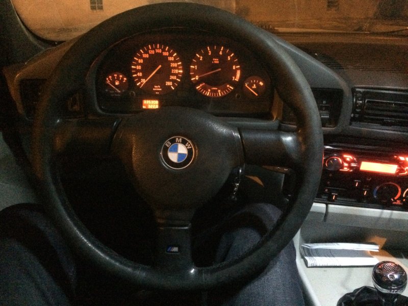 BMW m5 e34 руль
