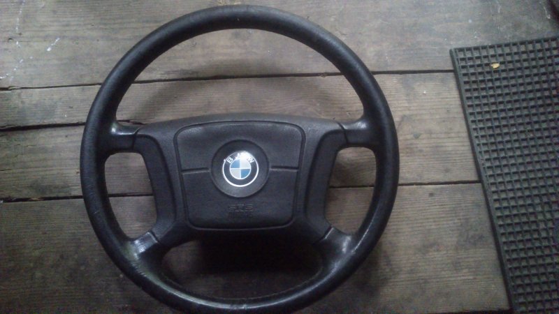 За рулём BMW e34