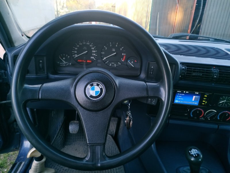 Руль BMW e34