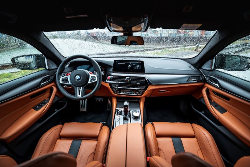 BMW m5 f90 Interior