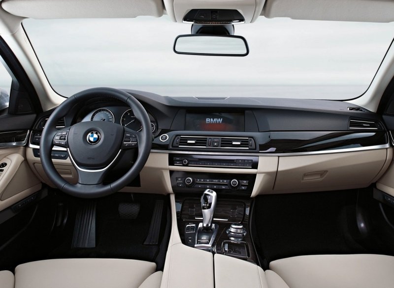 BMW 5 f10 салон