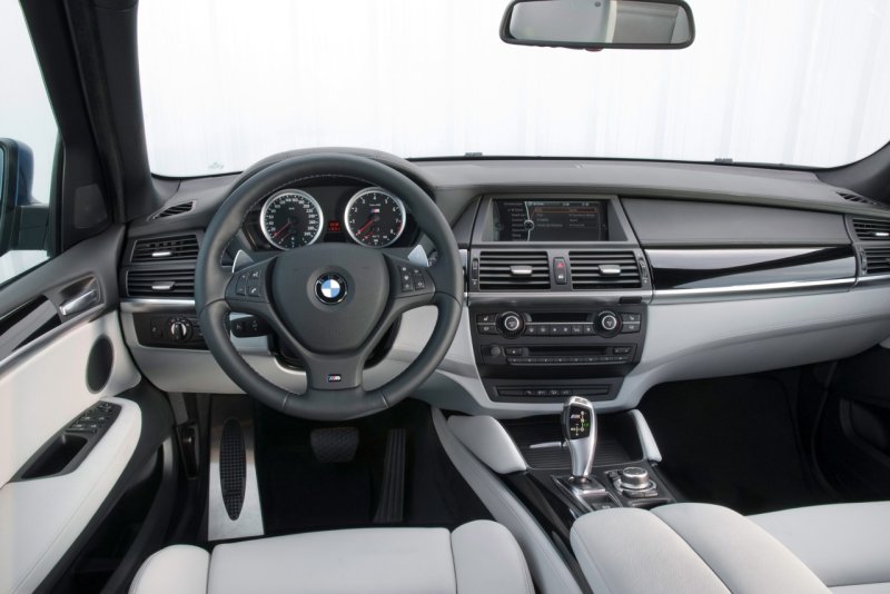 BMW x5 e70 салон