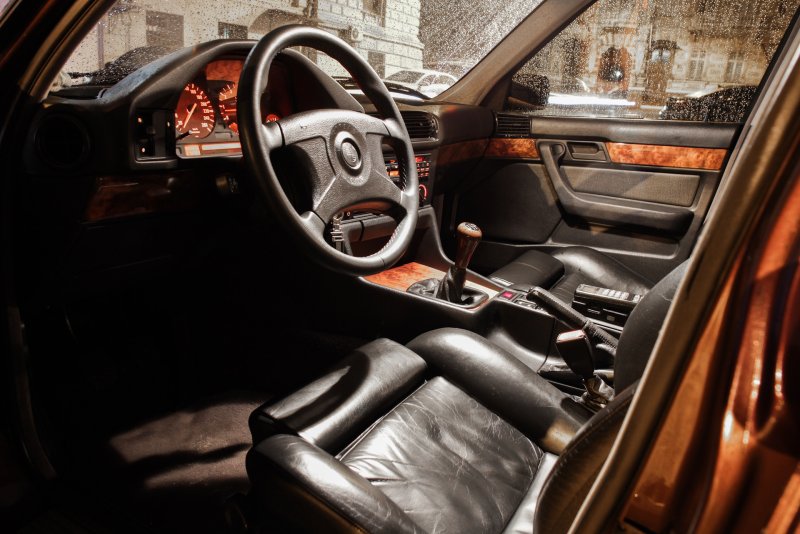 BMW m5 e34 салон