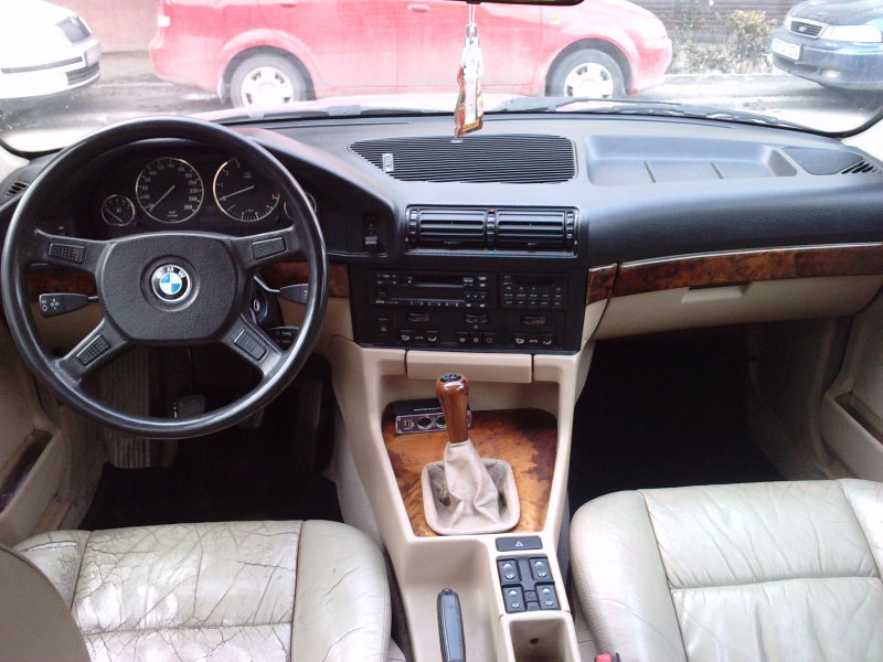 BMW e36 Compact салон