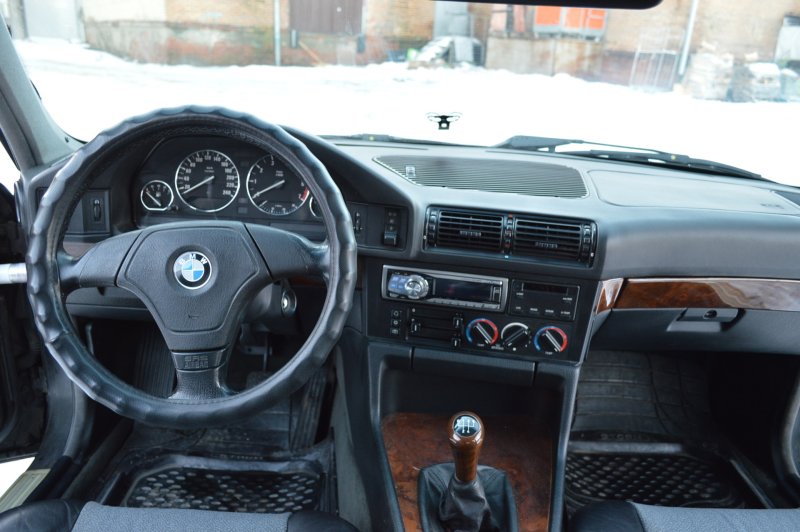 BMW e34 individual салон