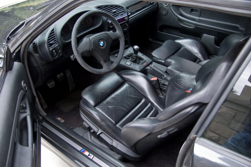 BMW m5 e34 салон